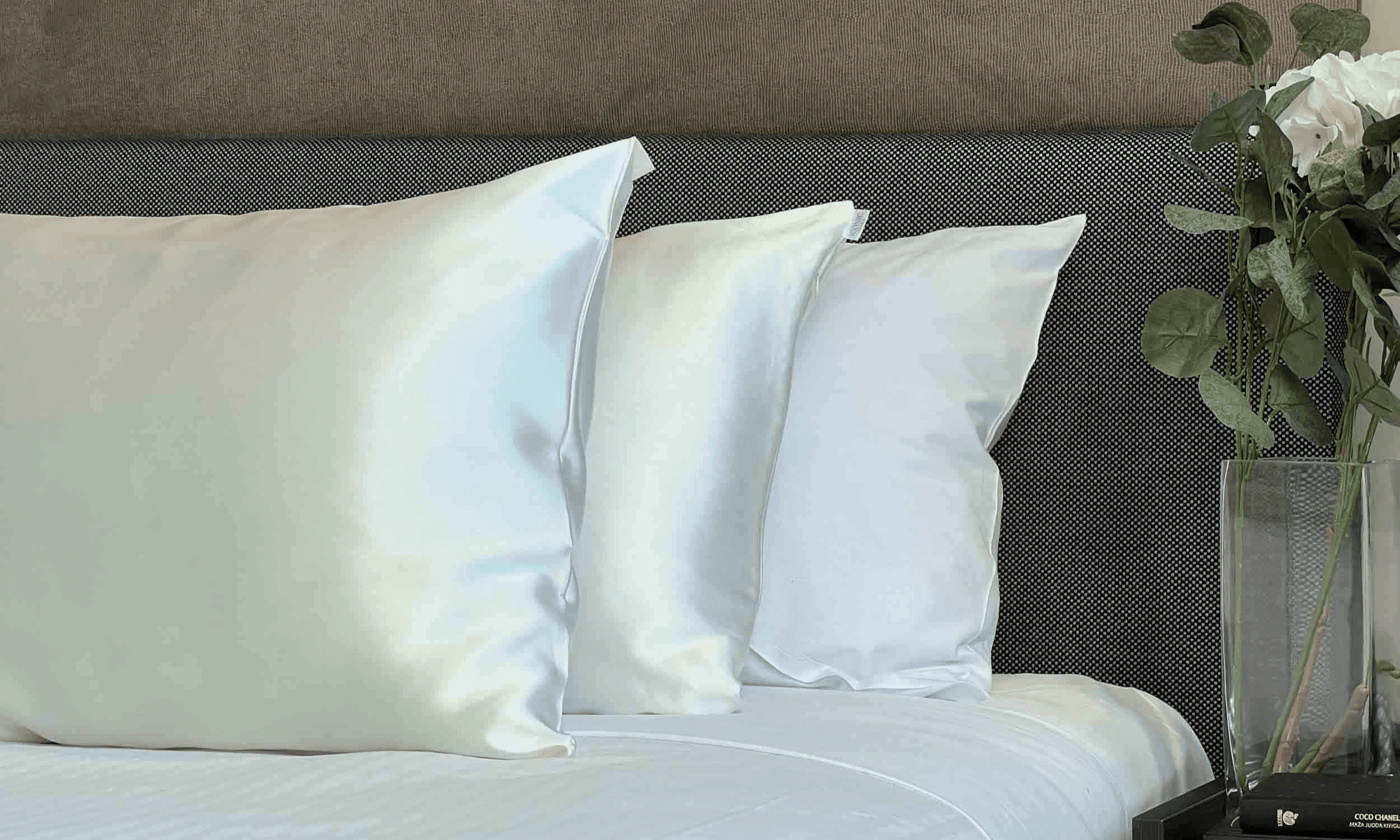 contact us iconic silks hyaluronic acid infused silk products for skin hair and sleeptemplate--16001216479385__d882f0a0-0422-4f40-9cae-089505a2342d-168139171106b10dbd-0