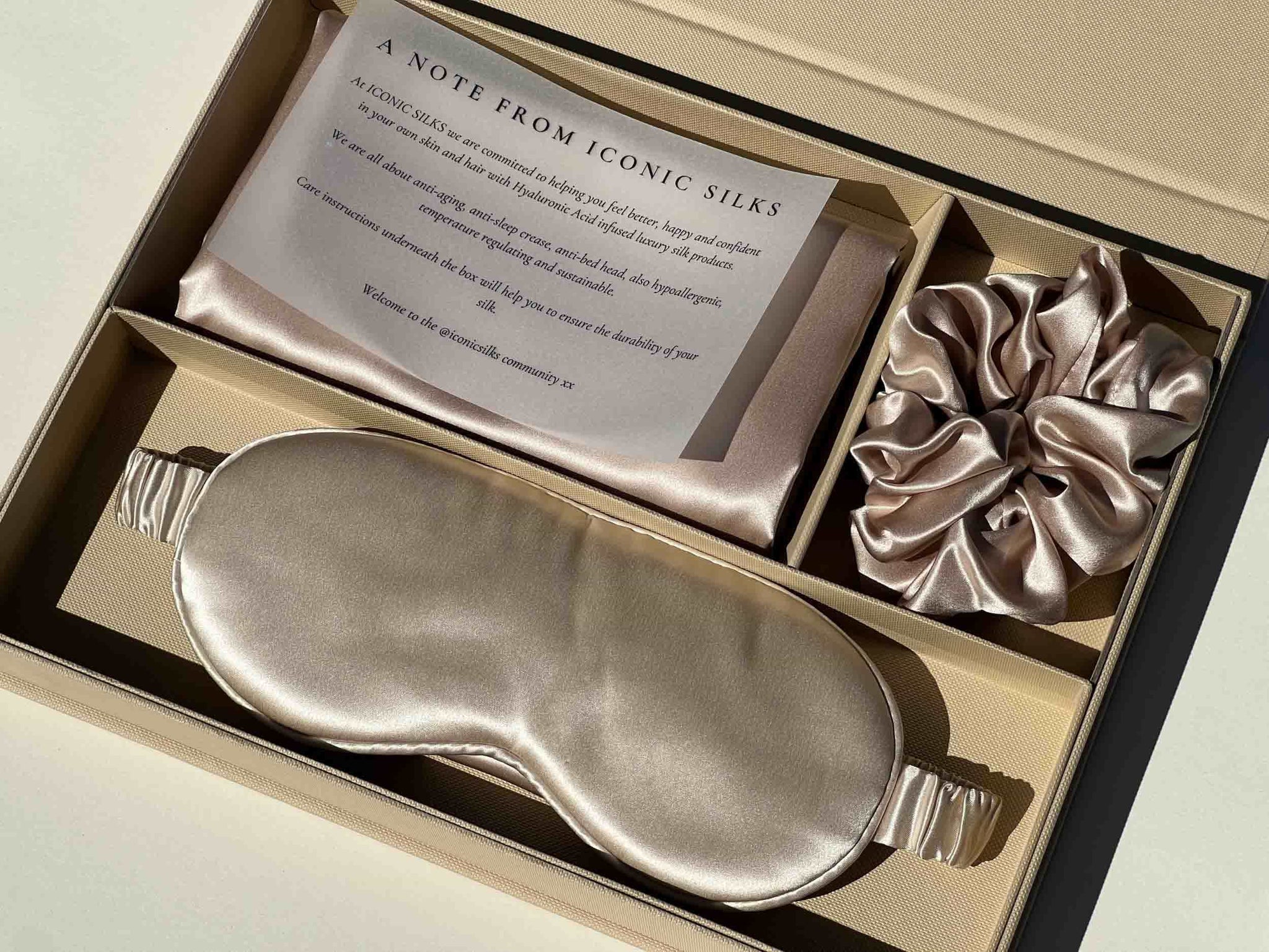 Experience the ultimate beauty sleep with our Hyaluronic Acid-infused silk set. Our luxurious silk pillowcase, eye mask, and scrunchie are all infused with skin-loving Hyaluronic Acid to help hydrate, plump, and soothe your skin and hair as you sleep. Wake up feeling refreshed and rejuvenated with the power of Hyaluronic Acid and the silky smoothness of our high-quality silk fiber.