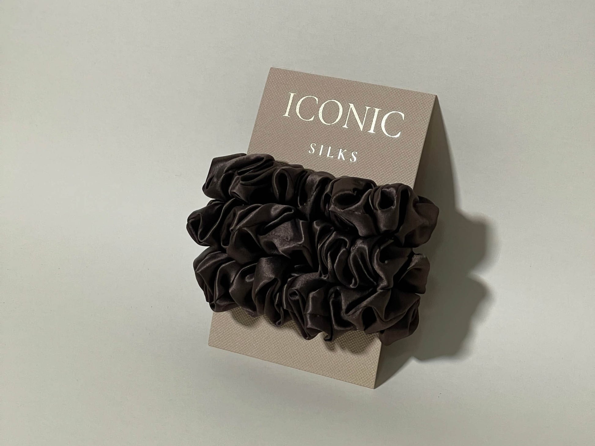 Save yourself from hair breakage and knots and allow our silky scrunchies to improve the quality of your hair's life! We use the highest quality (6A) 100% Mulberry silk that helps to ensure your endless experience. Antibacterial, hypoallergenic, and Hyaluronic Acid infused scrunchies.