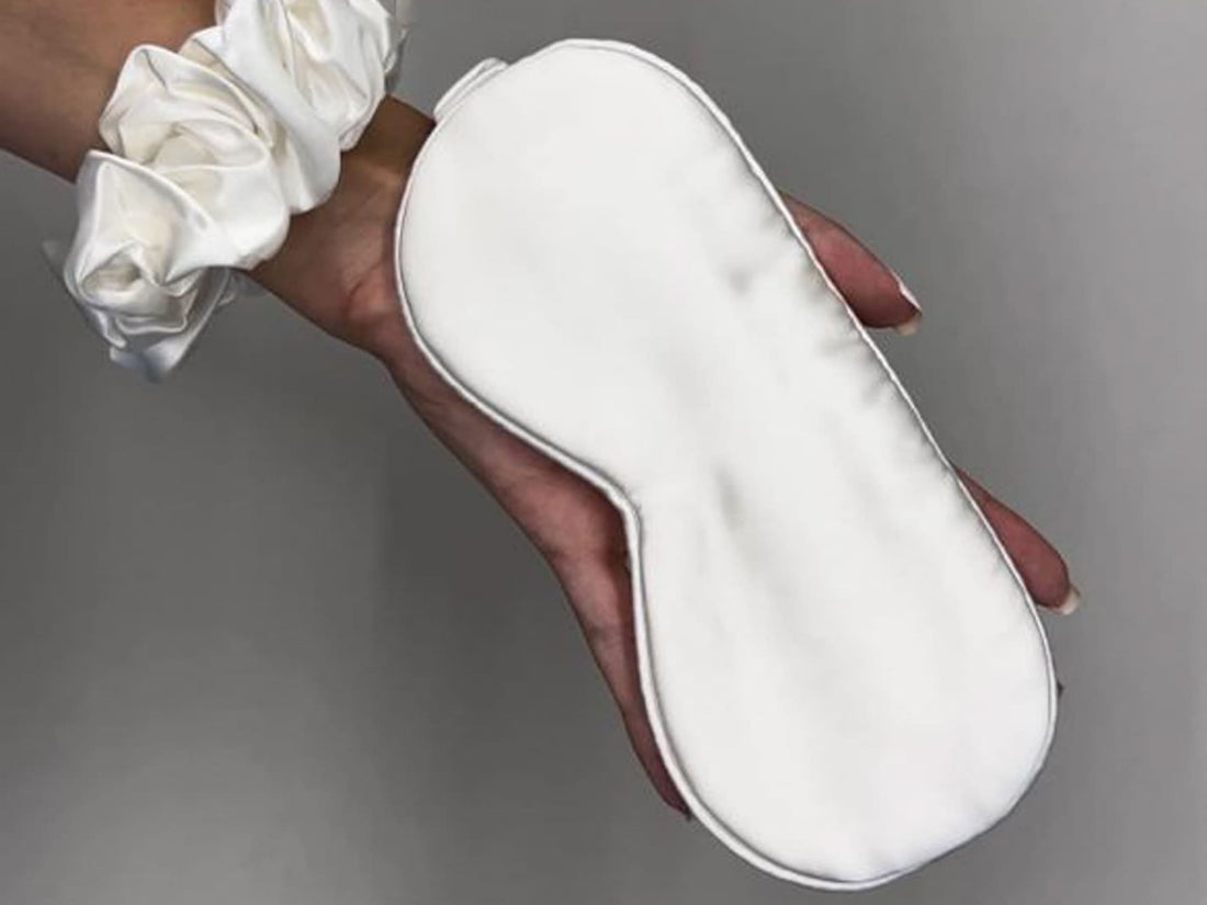 Get a better night's sleep with our Hyaluronic Acid infused Silk Eye Masks. These silk masks are designed to hydrate and rejuvenate the delicate skin around your eyes, leaving you with a refreshed and youthful appearance. The combination of silky soft fabric and hydrating Hyaluronic Acid creates the ultimate spa experience in the comfort of your own home.